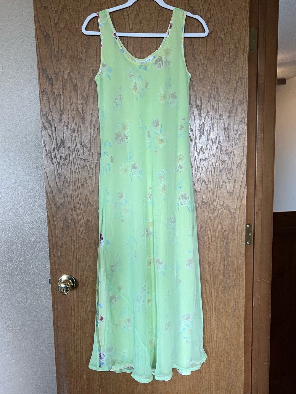 Express Light Green Floral Dress with Pink & Blue Accents